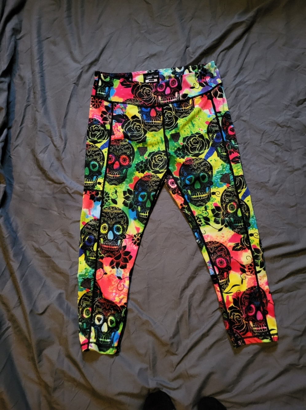 CVG Constantly Varied GearNeon Sugar Skull Print Capri Leggings Medium